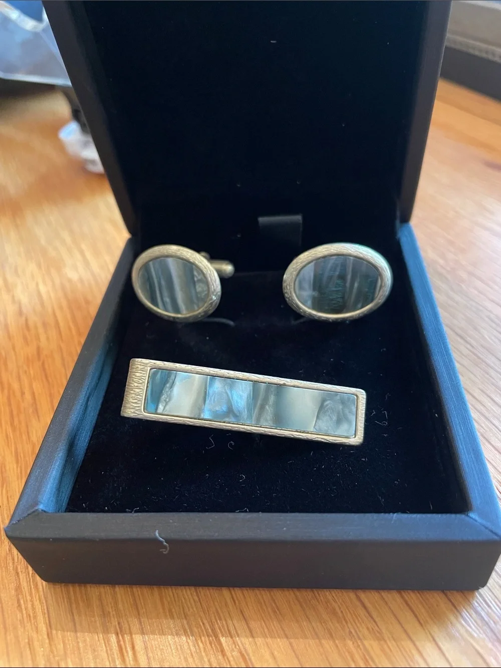 Silver-Tone Cufflinks and Tie Bar Set with Blue Shell Inlay